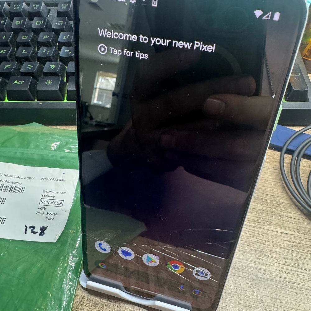 Cracked) Unlocked pixel 4a 5g 128gb white 6244